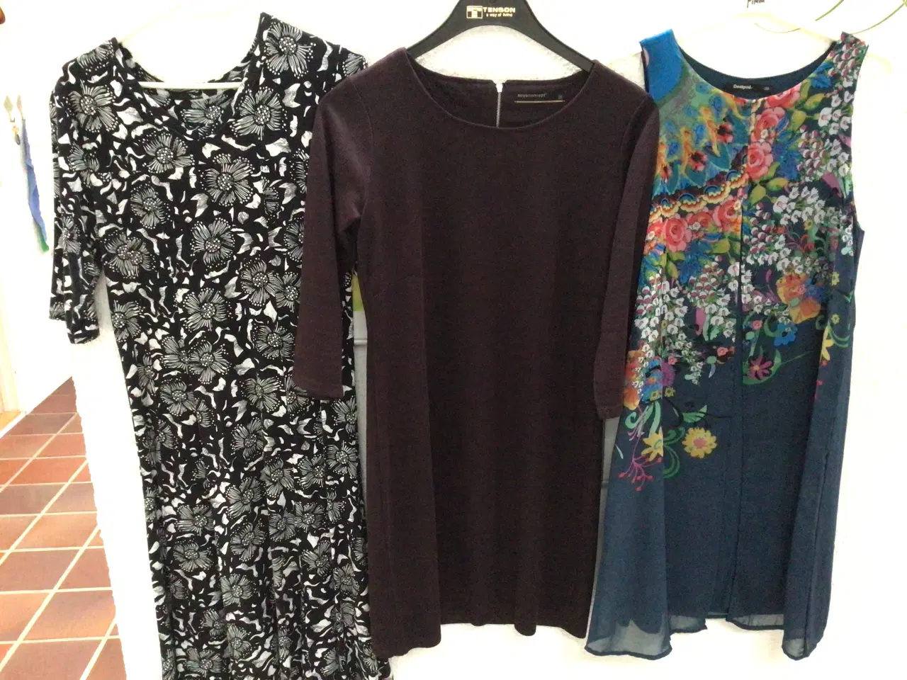 Billede 3 - Forskellige kjoler