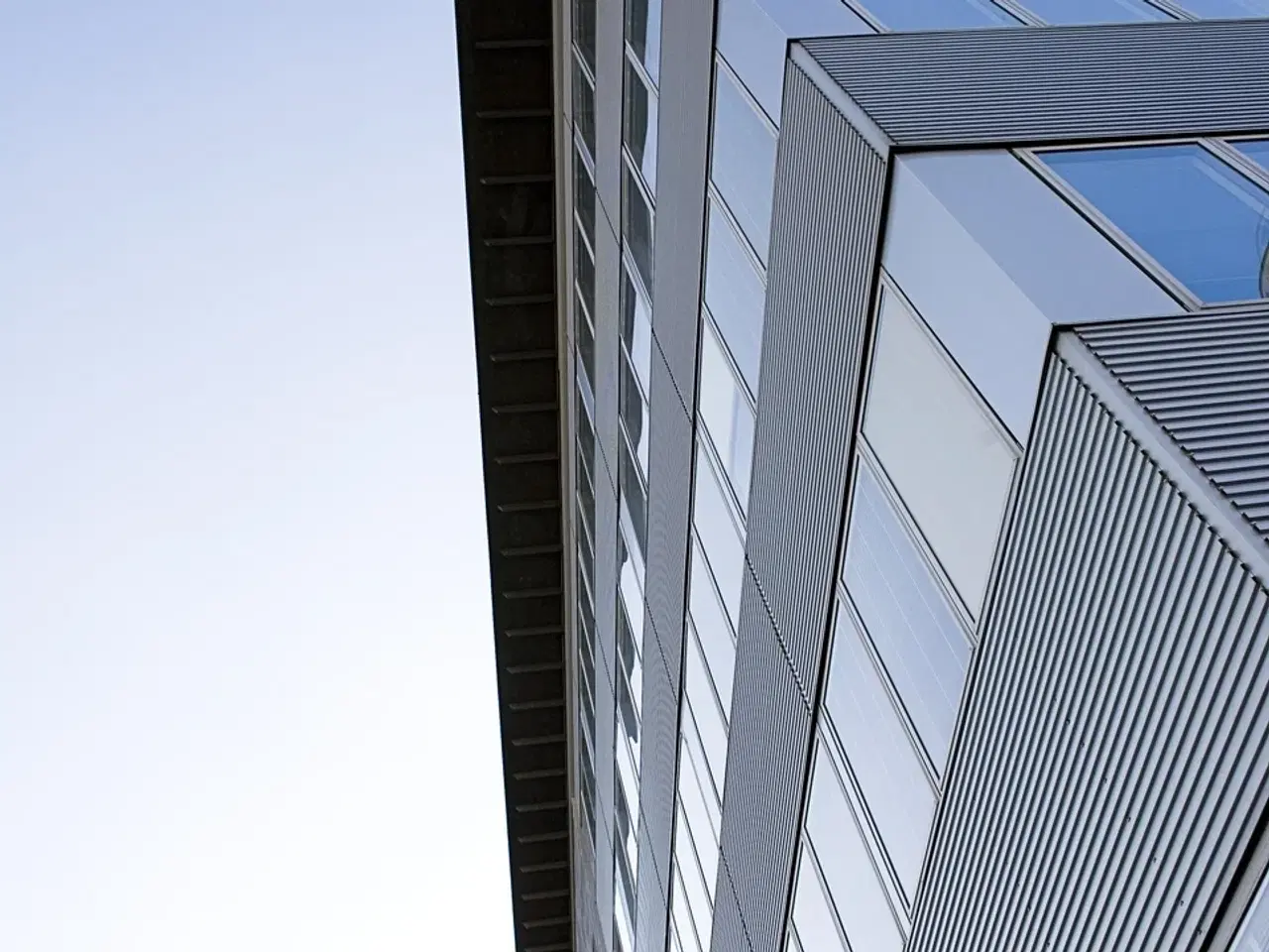 Billede 18 - Højloftet og flot istandsat lejemål i B!NGS