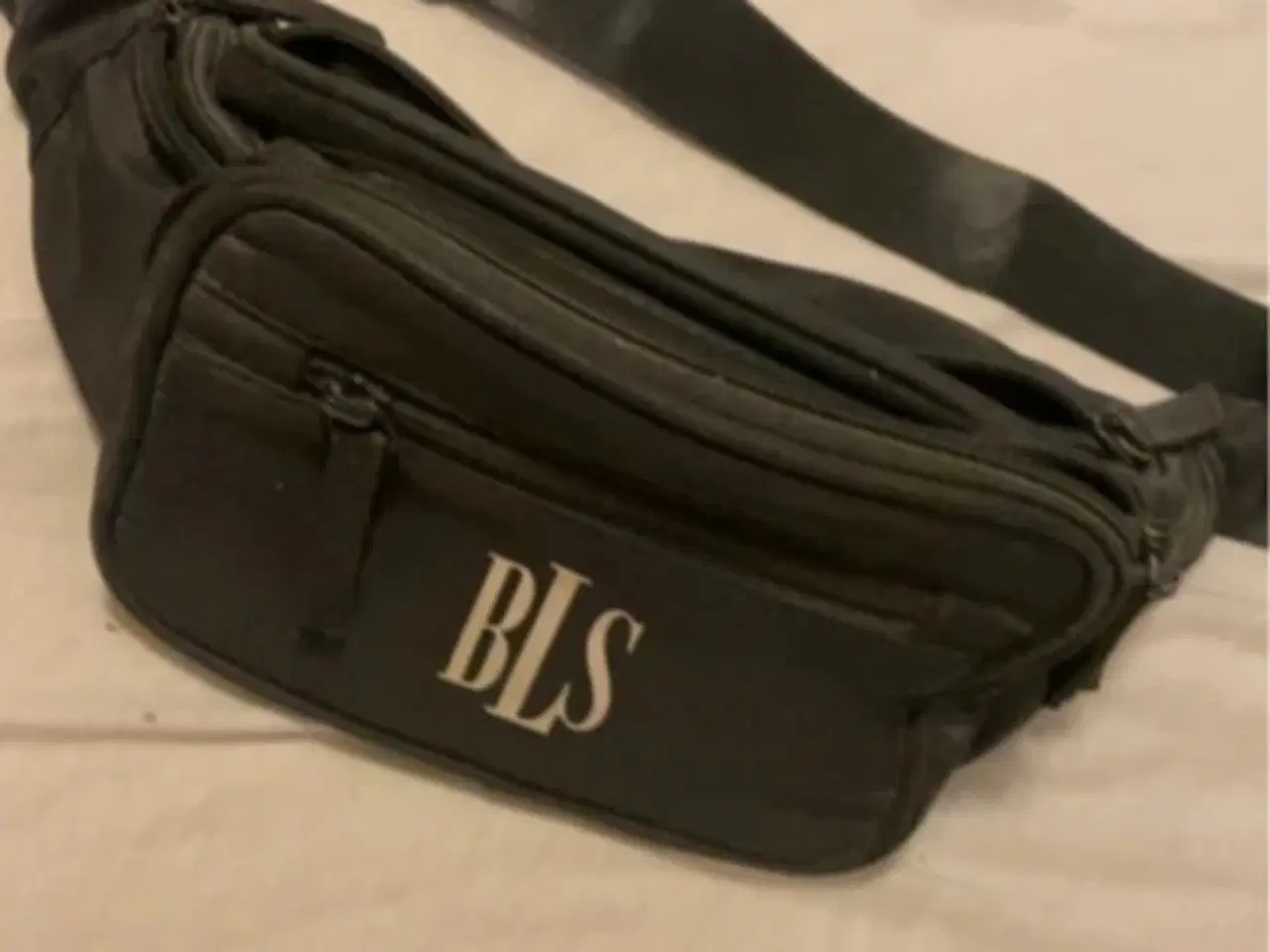 Billede 1 - Bæltetaske