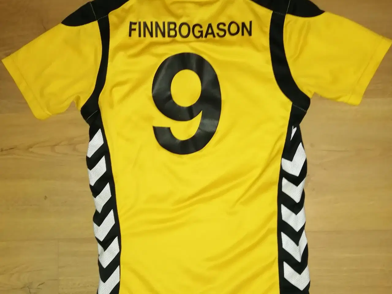Billede 2 - AC HORSENS 2016 "FINNBOGASON" NR 9, STR. 14/15 ÅR