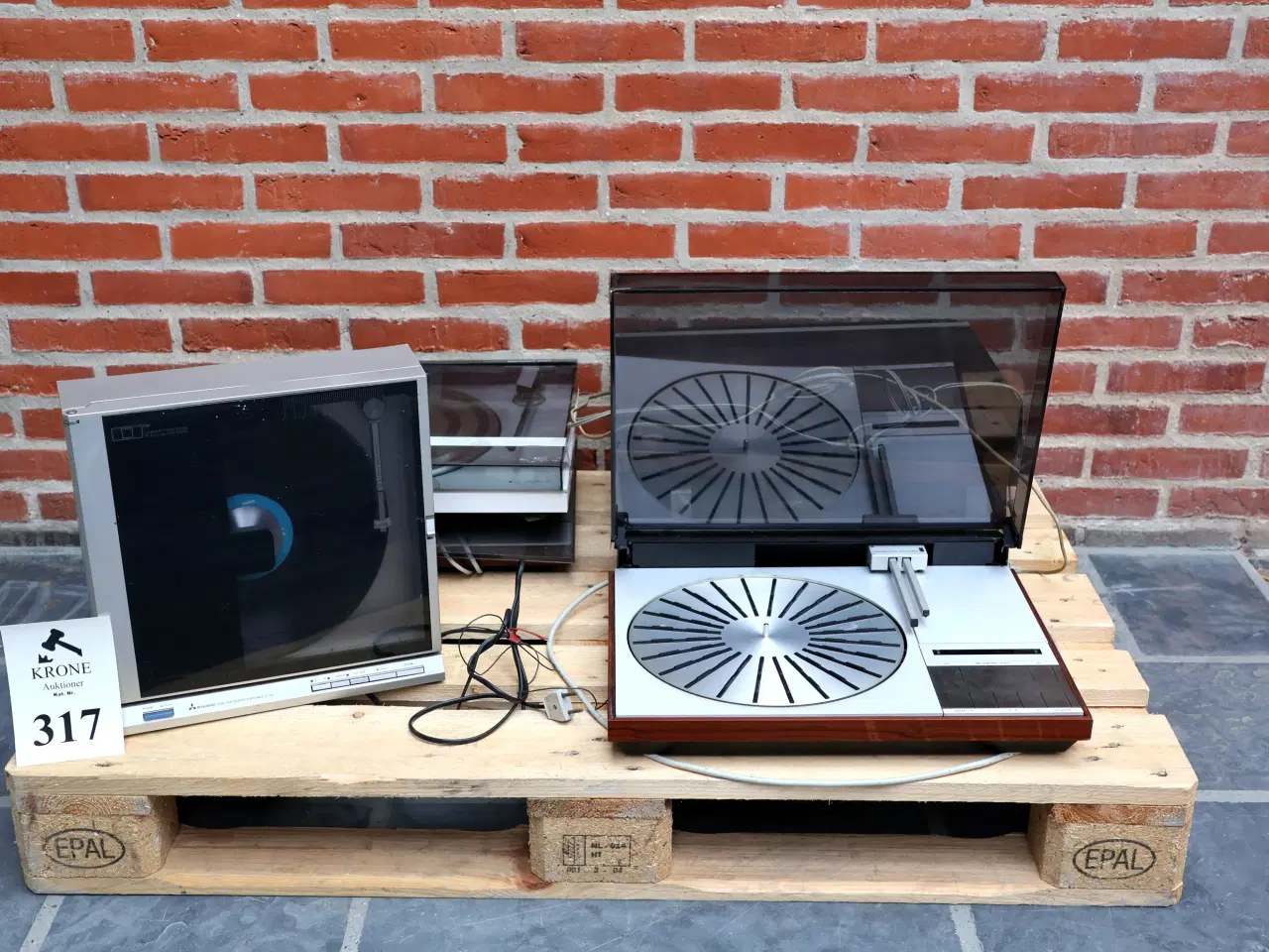 Billede 1 - 5 Stk B&O pladeafspillere + Mitsubishi LT-15v