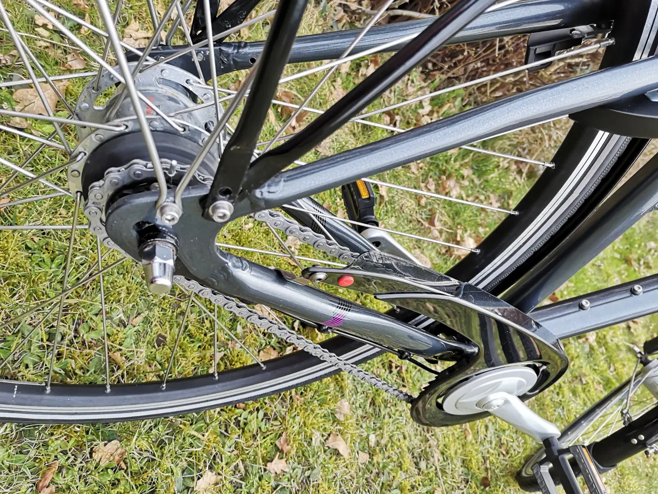 Billede 10 - Næsten ny Kildemoes dame - pige cykel 28" , 7 gear