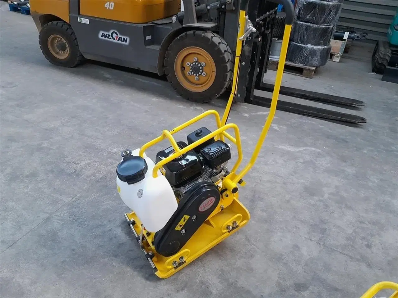 Billede 2 - - - - paclite pladevibrator