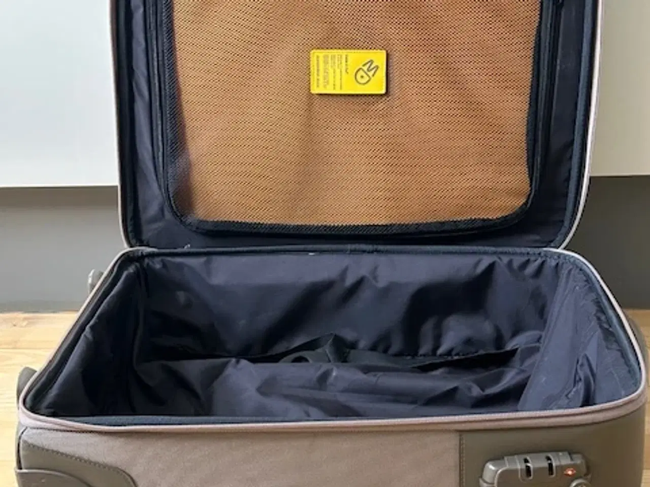 Billede 5 - Mandarina Duck kabinekuffert