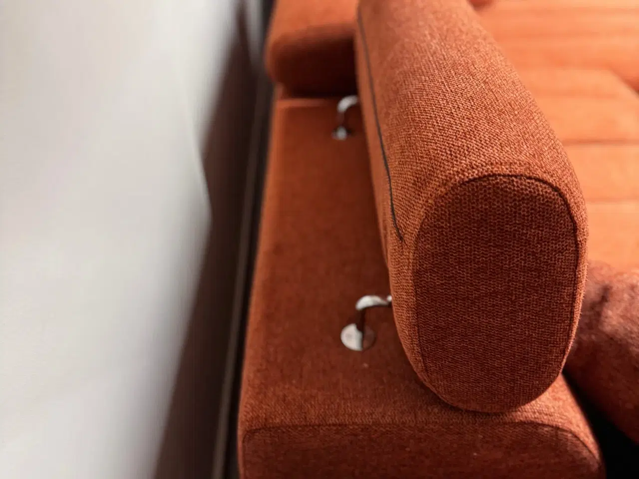 Billede 2 - Hjørnesofa med chaiselong stof orange med opbevari