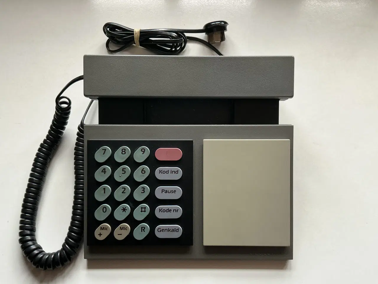 Billede 1 - Beocom bordtelefon 2000