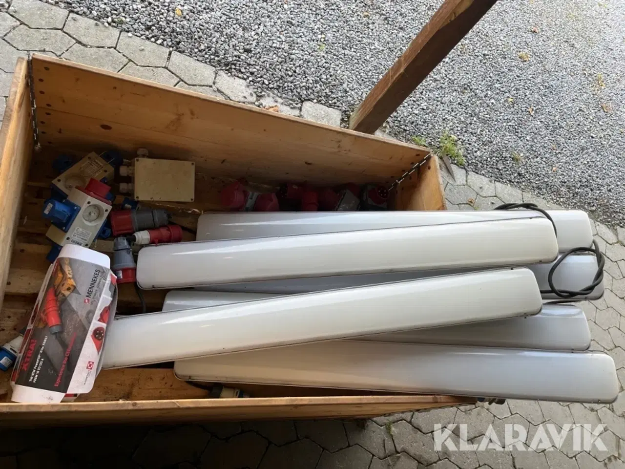 Billede 3 - Arbejdsbelysning og stik - 2 paller