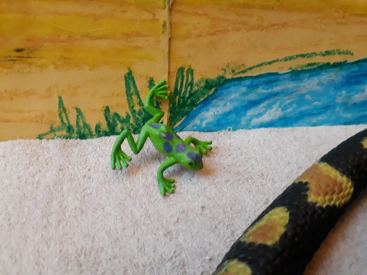 Billede 9 - 2 Slanger med krybdyr