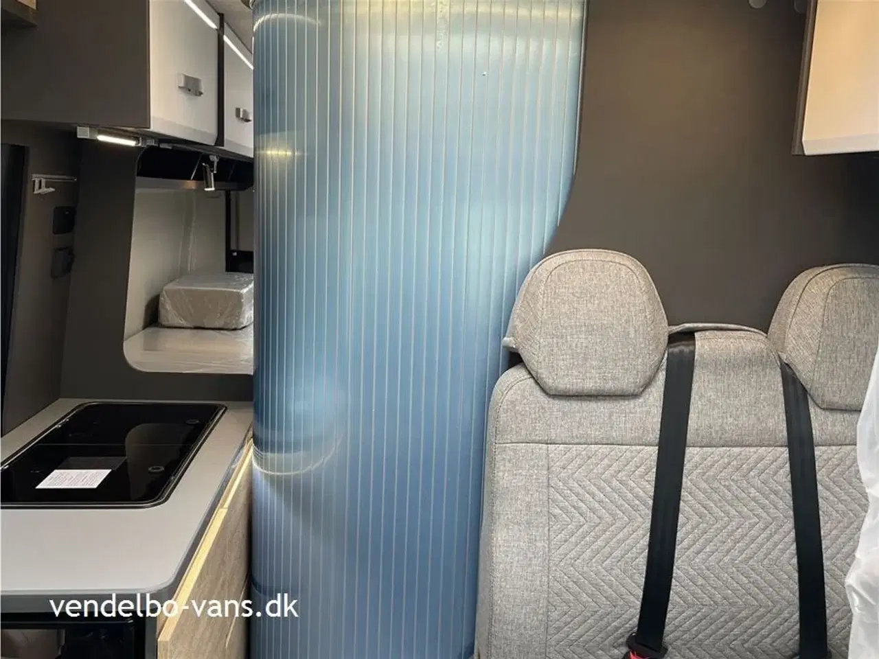 Billede 19 - 2024 - Dethleffs Globetrail CVD 600 ER Advantage   Korteste model med enkeltsenge - årets CamperVan 2024