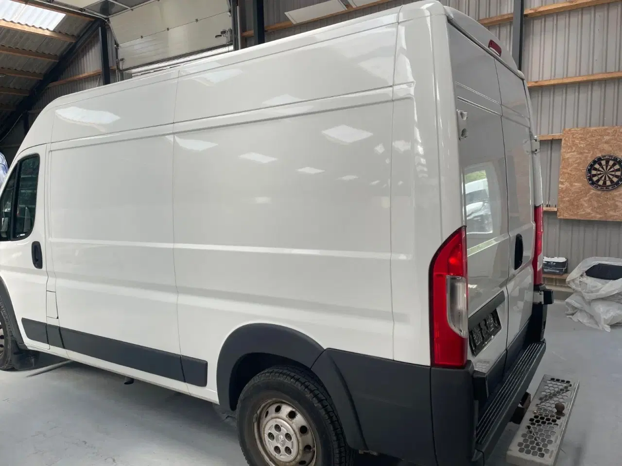 Billede 3 - Peugeot Boxer 435 2,2 HDi 150 Kassevogn L2H2