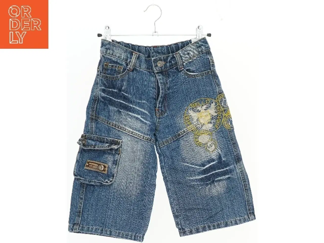 Billede 1 - Børneshorts med mønster (str. 164)