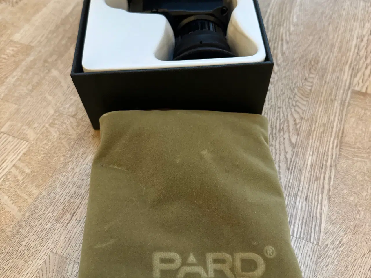 Billede 2 - Pard 007 NV