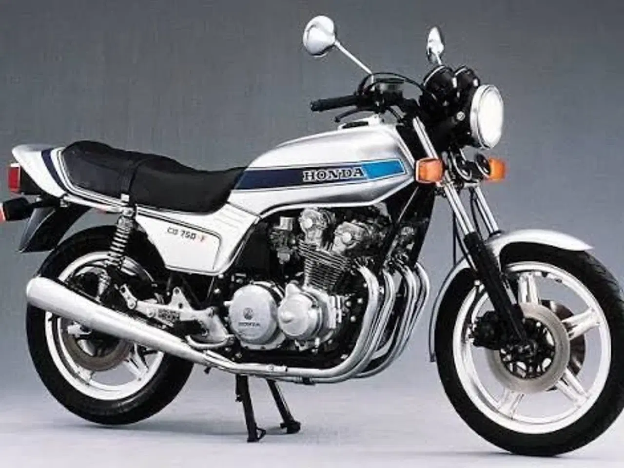 Billede 4 - KØBES Honda CB 900 F Boldor