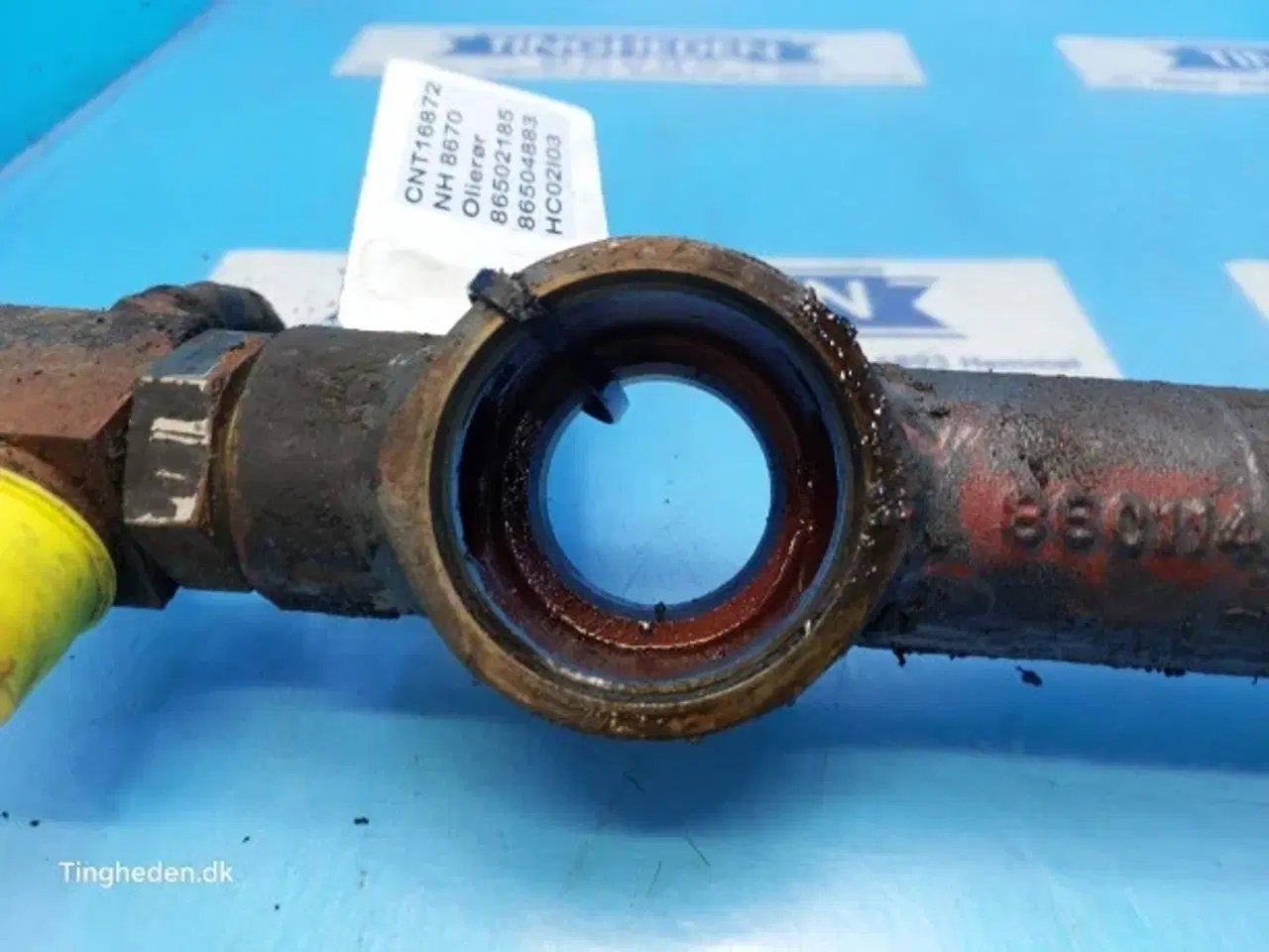 Billede 13 - New Holland 8670 Olierør 86502185