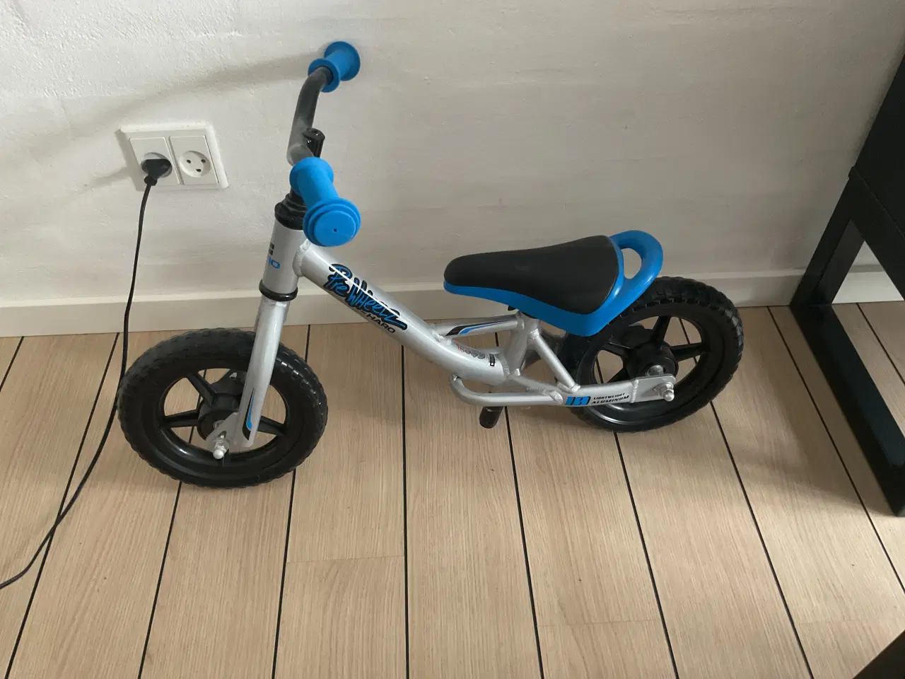 Billede 1 - Løbecykel til børn