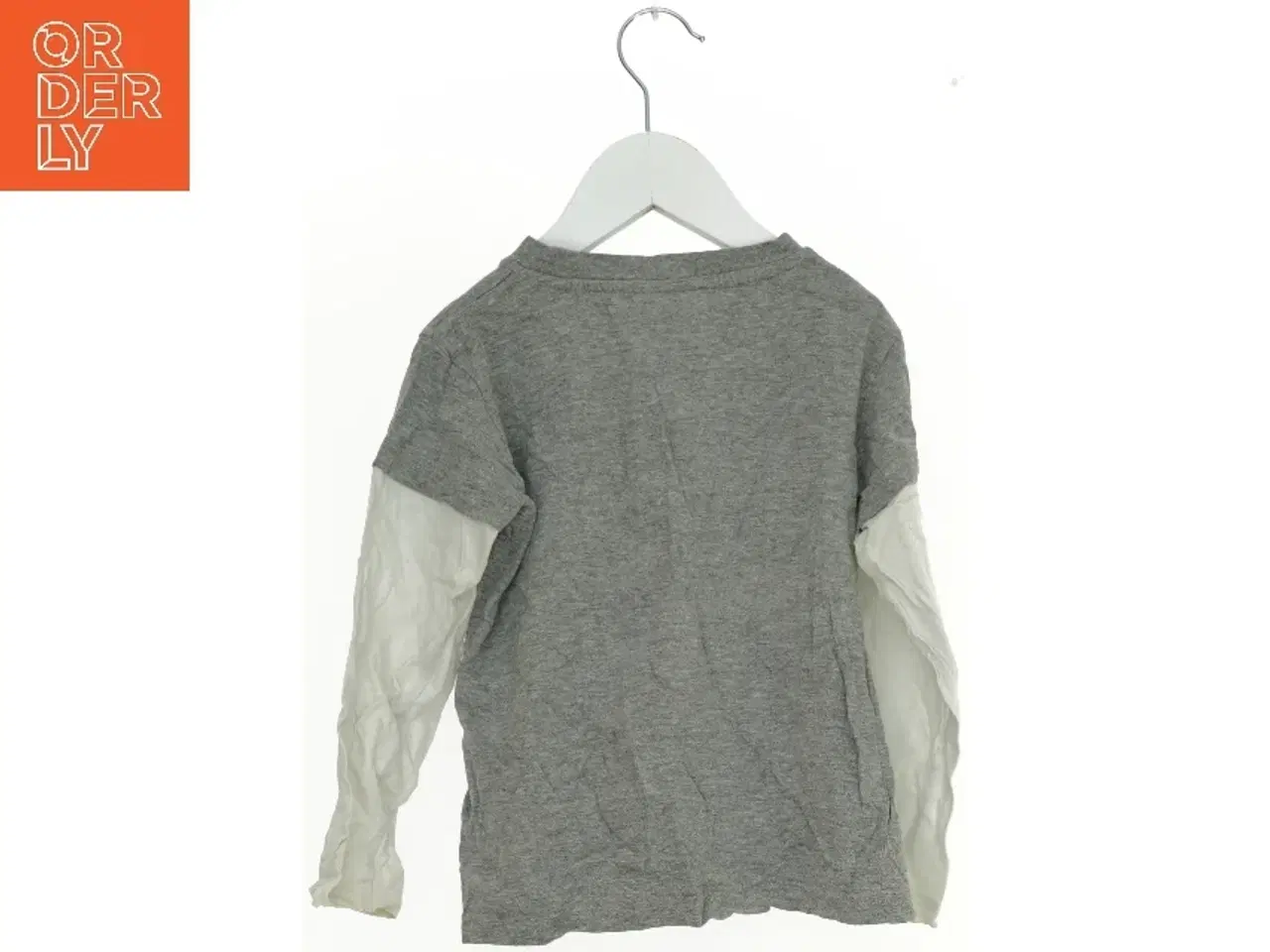 Billede 2 - Langærmet t-shirt med grafisk print fra Mads & Mette (str. 110)