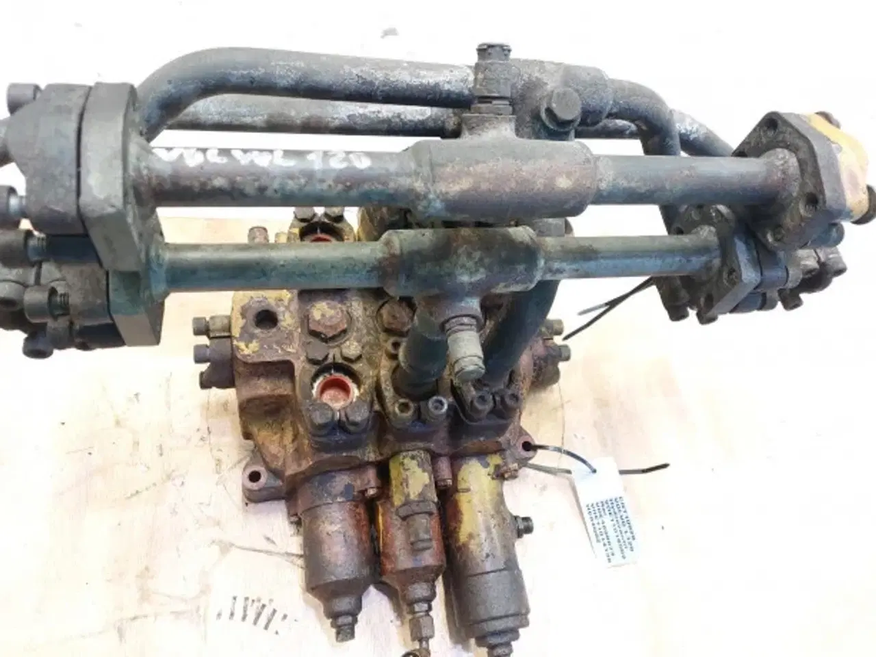 Billede 7 - Volvo L120 Hydraulikventil VOE11018502