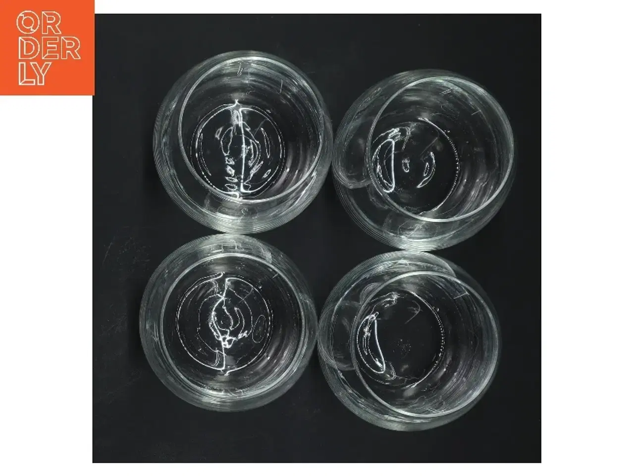 Billede 3 - Sæt af fire drikkeglas (str. Ø 6,5x10 cm)