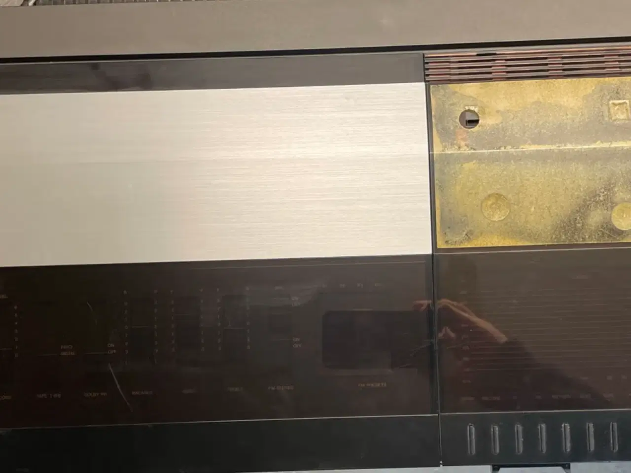 Billede 1 - Beocenter 2100 sælges til lav pris grundet stand. 