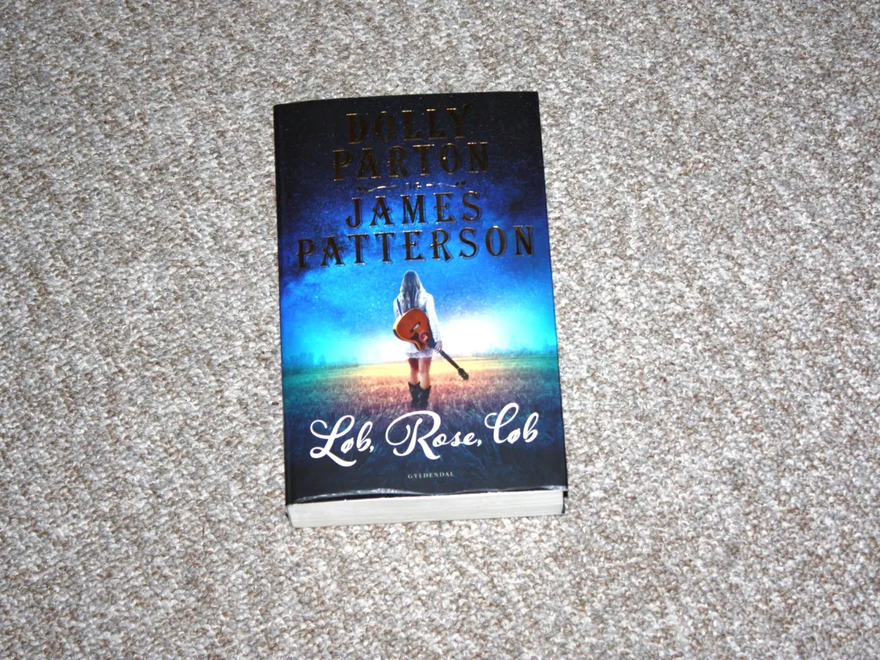 Billede 1 - Løb, Rose, løb af Dolly Parton og James Patterson