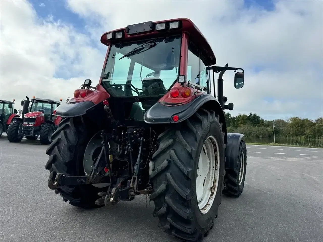 Billede 11 - Valtra M120 KUN 3800 TIMER OG NÆSTEN NYE DÆK!