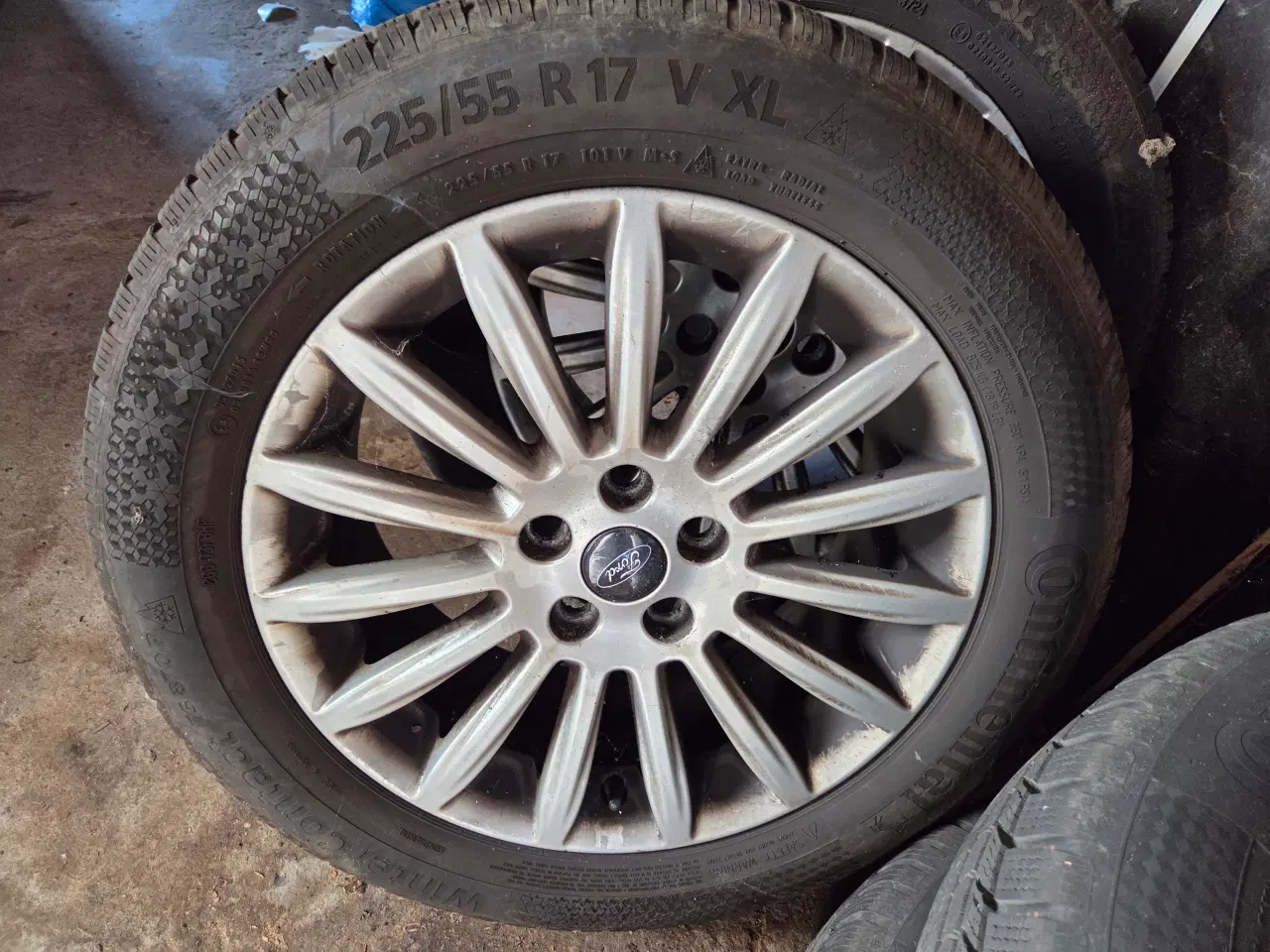 Billede 1 - vinterdæk på org. fælge 225/55 R17