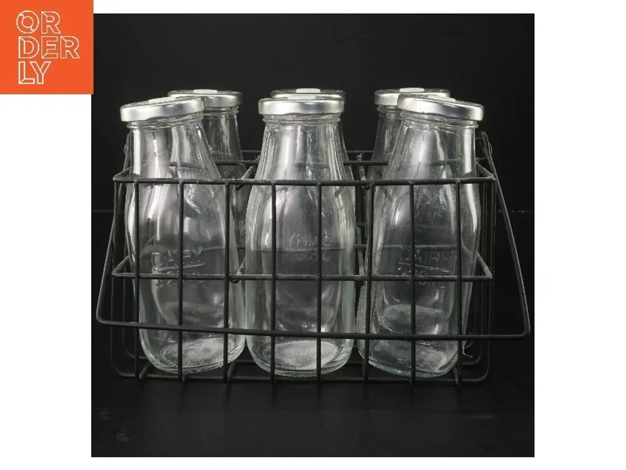 Billede 1 - Metal trådkurv med mælkeflasker (str. 21x14,5 cm)