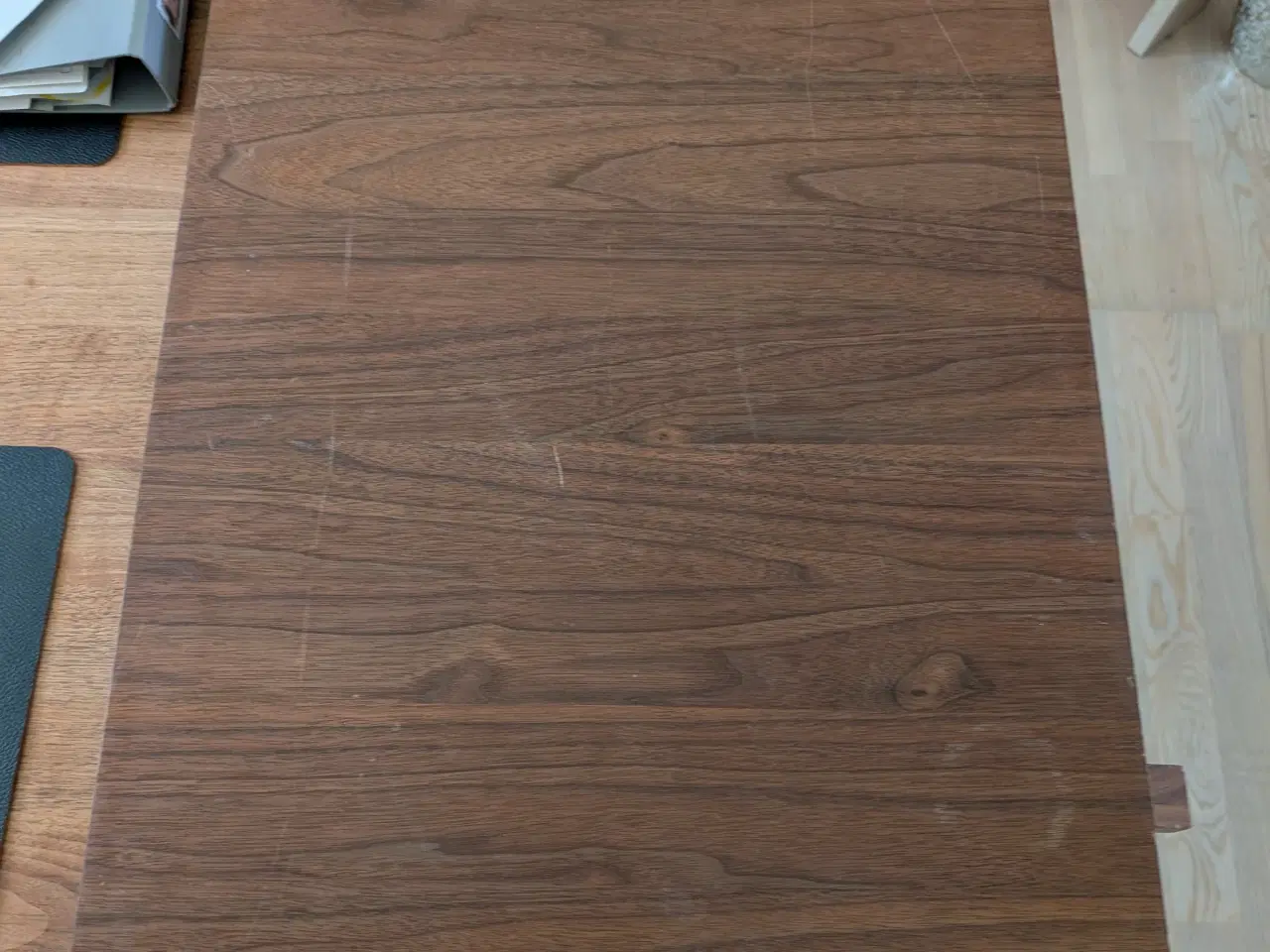 Billede 3 - spisebord i hårdt træ