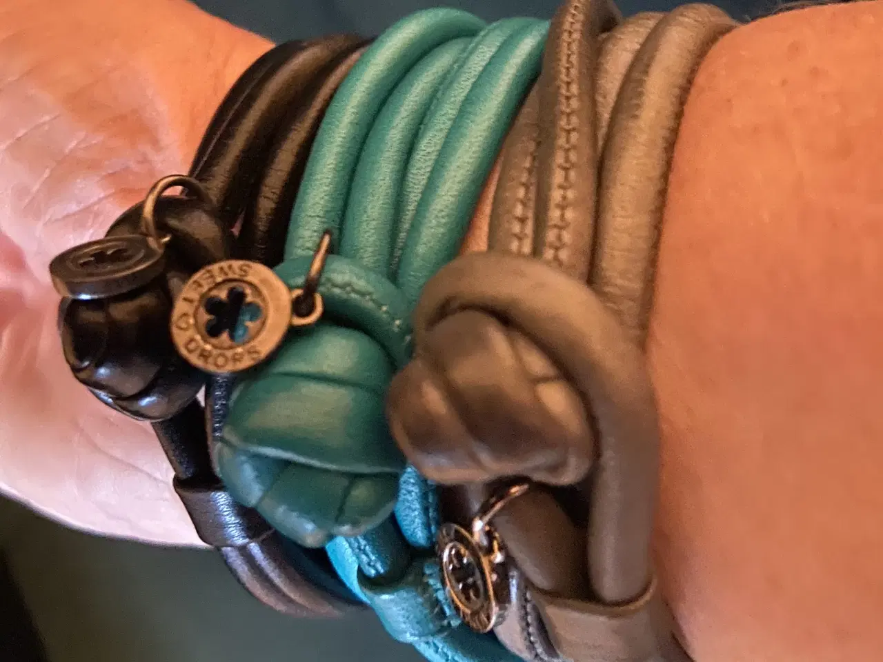 Billede 4 - Smukke læder Ole Lynggaard’s armbånd 