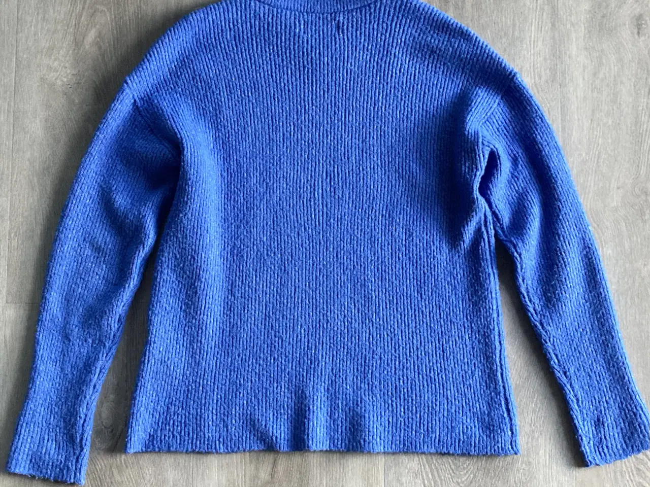 Billede 2 - Striktrøje fra Only str. S