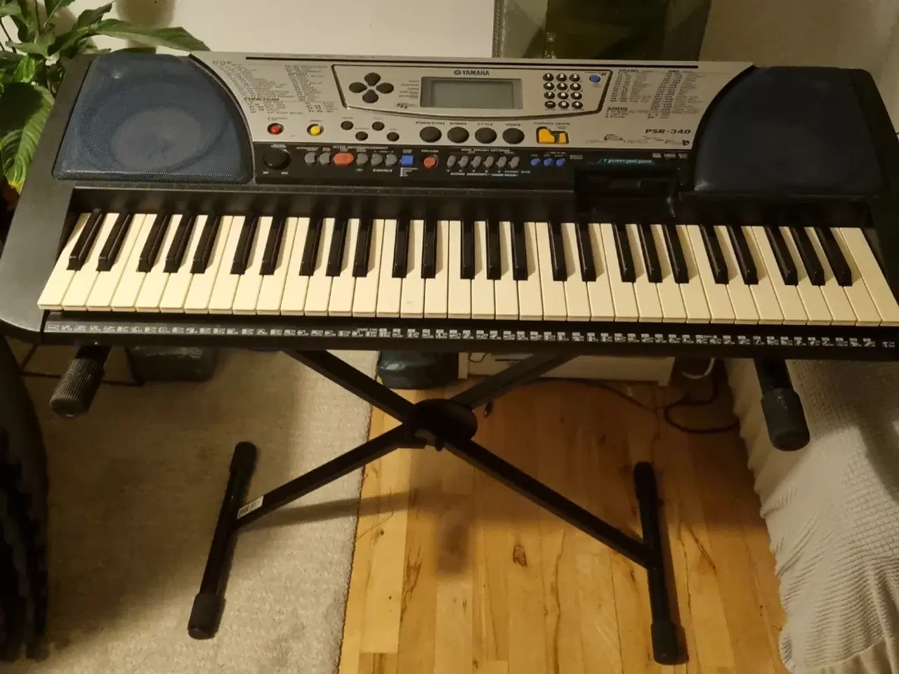 Billede 4 - Yamaha PSR-340 keyboard til salg