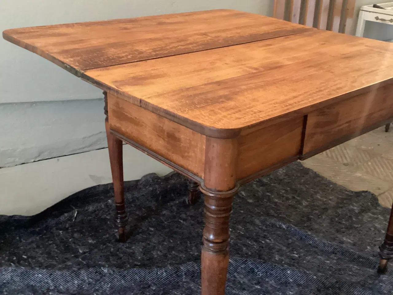 Billede 2 - Lækkert spillebord, eller køkkenbord