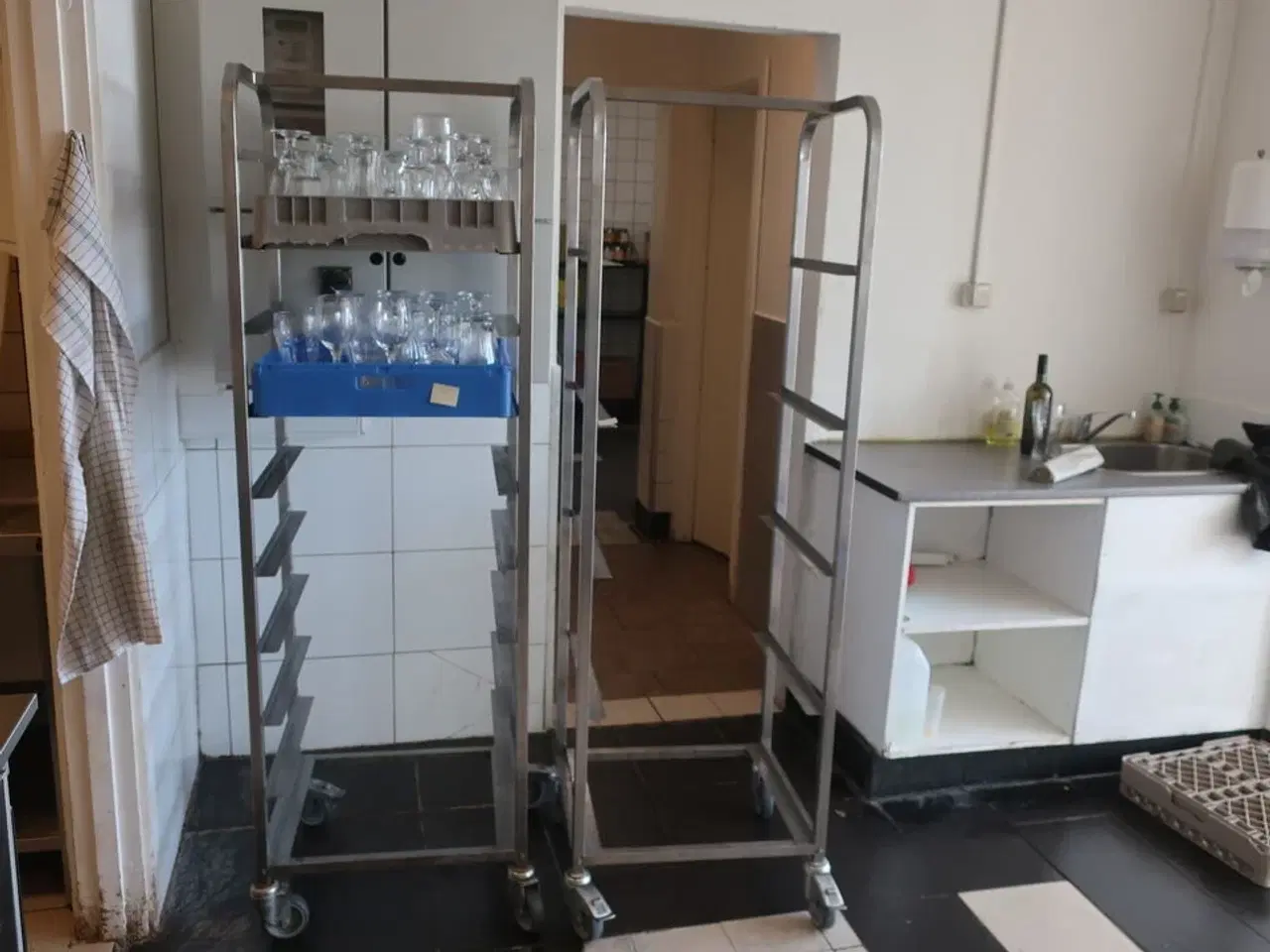 Billede 2 - To bakkestativer