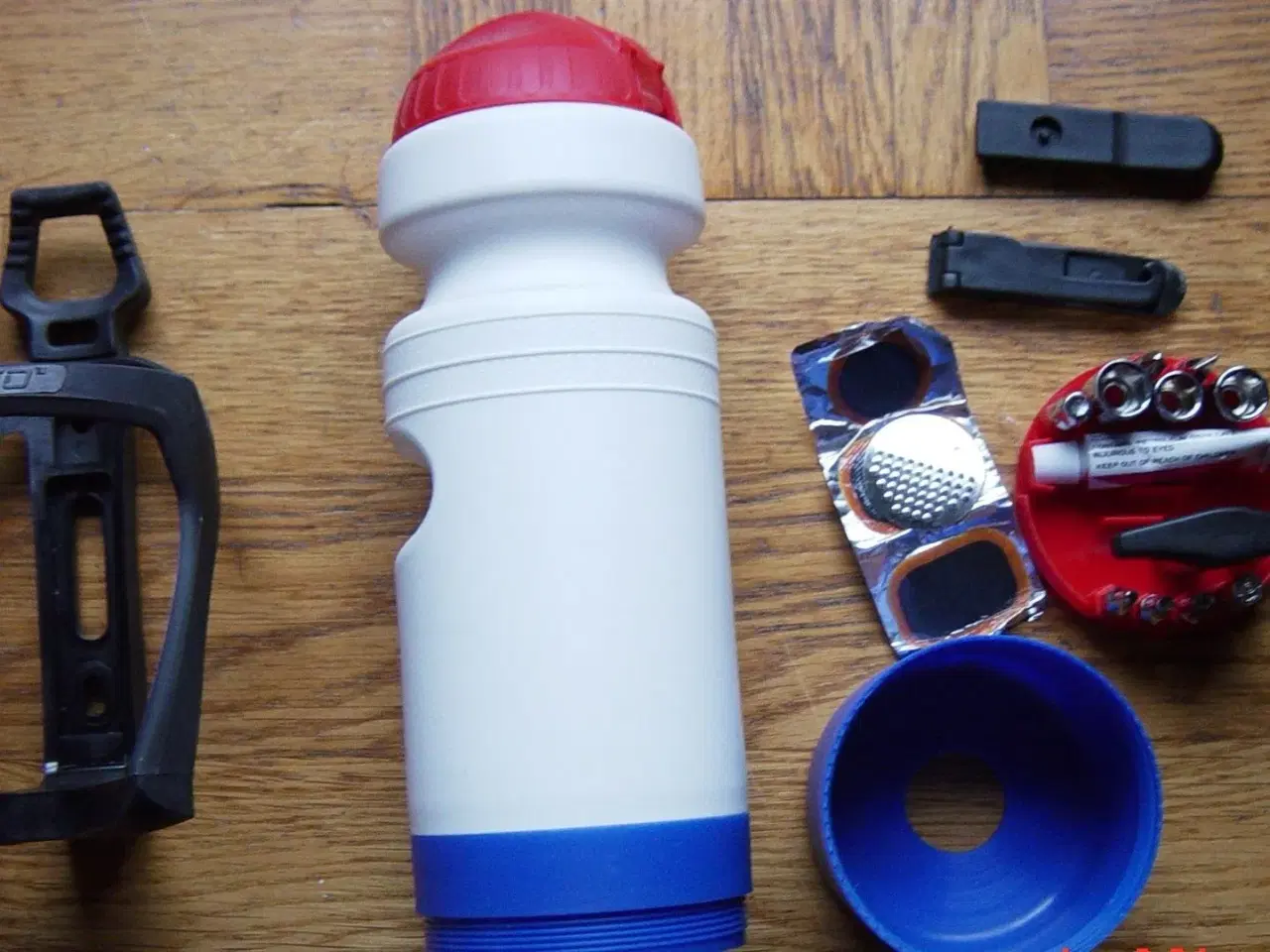 Billede 1 - Beto survival kit -flaske-stativ-værktøj
