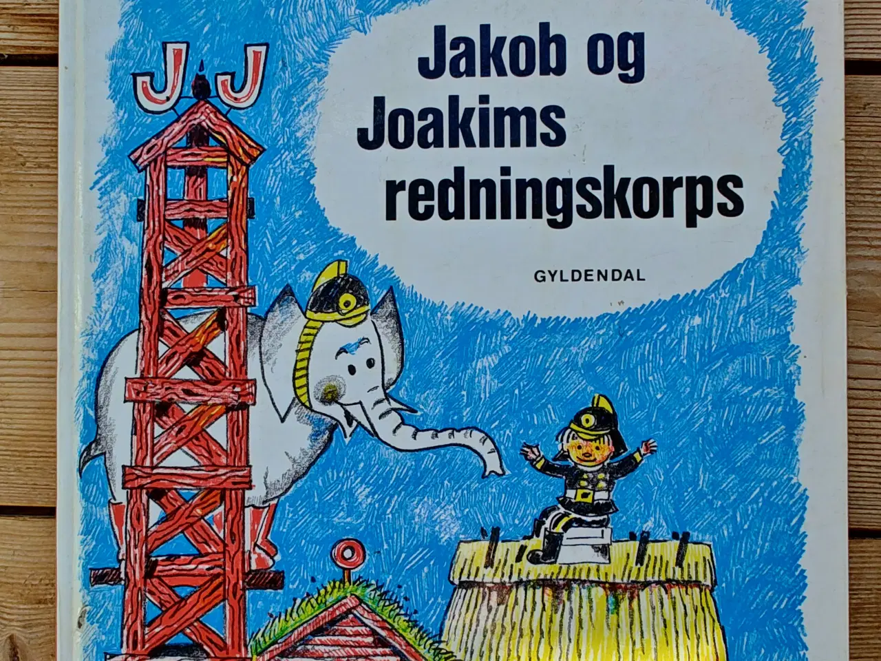 Billede 1 - Jakob og Joakims redningskorps BOG fra 1981