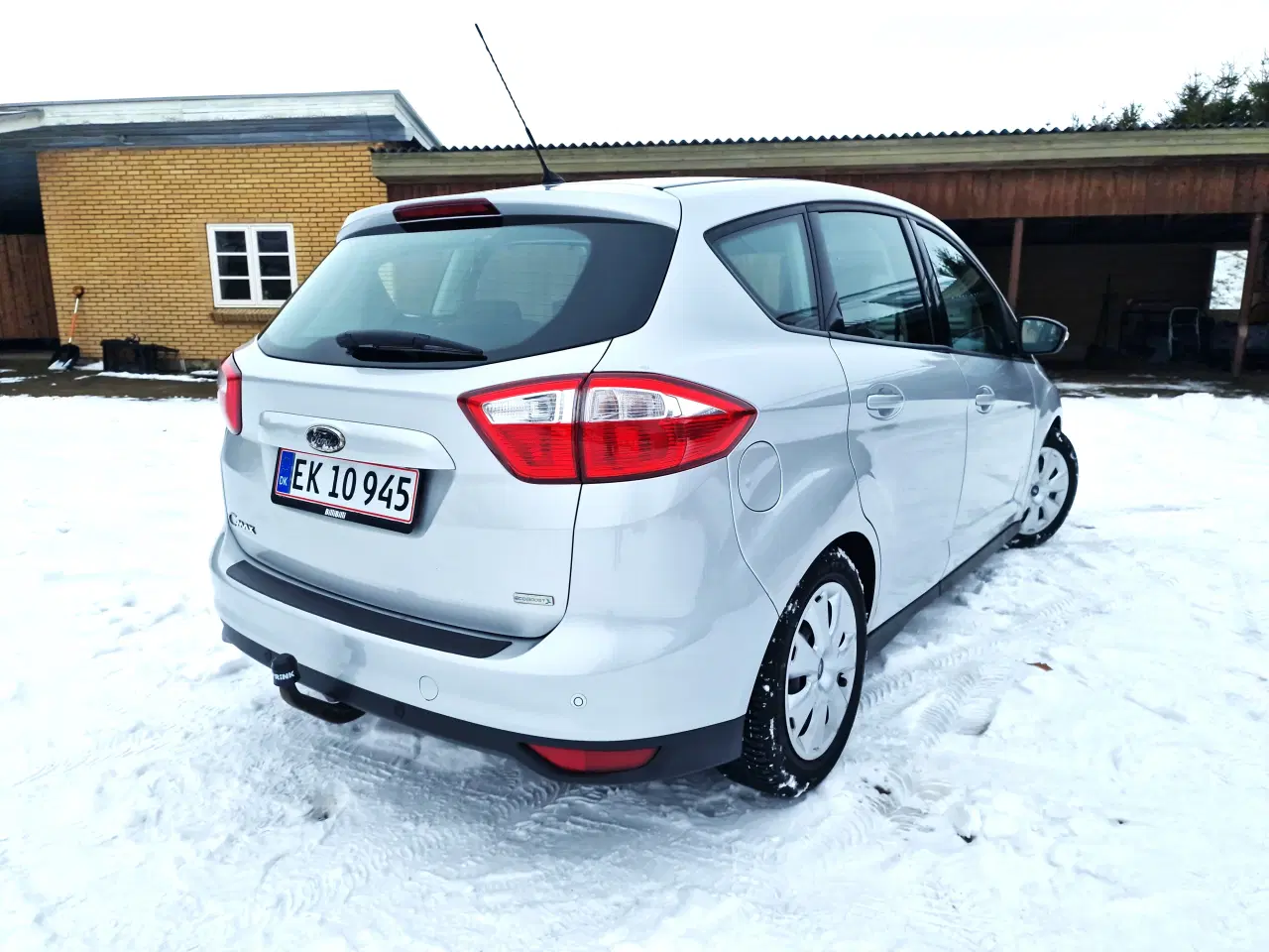 Billede 4 - Velholdt, driftssikker og komplet udstyret familie