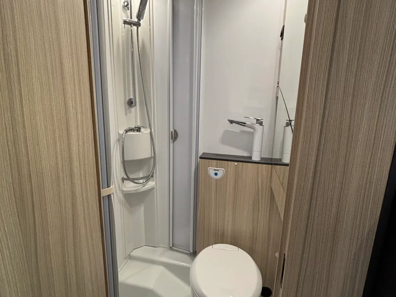 Billede 12 - Autocamper til salg - Sun Living S65 SL