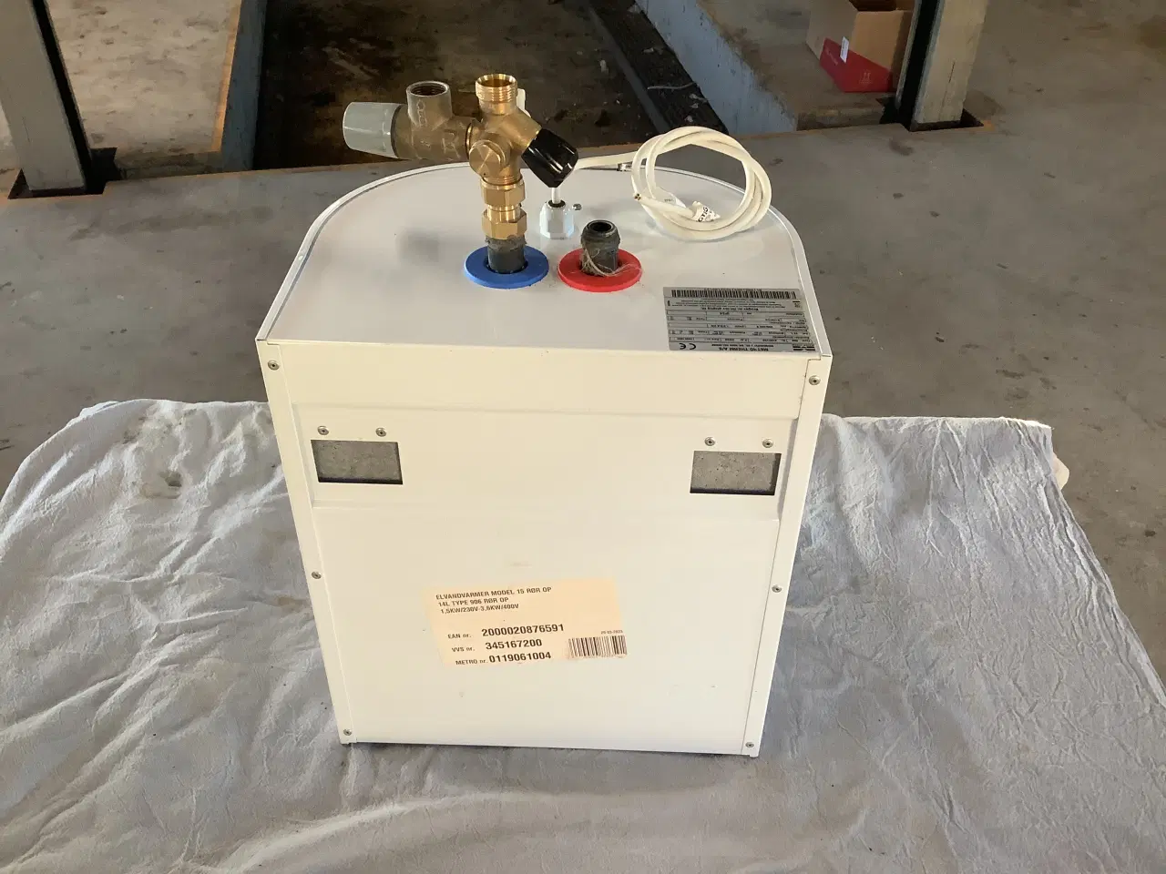 Billede 2 - El vandvarmer 14 l.