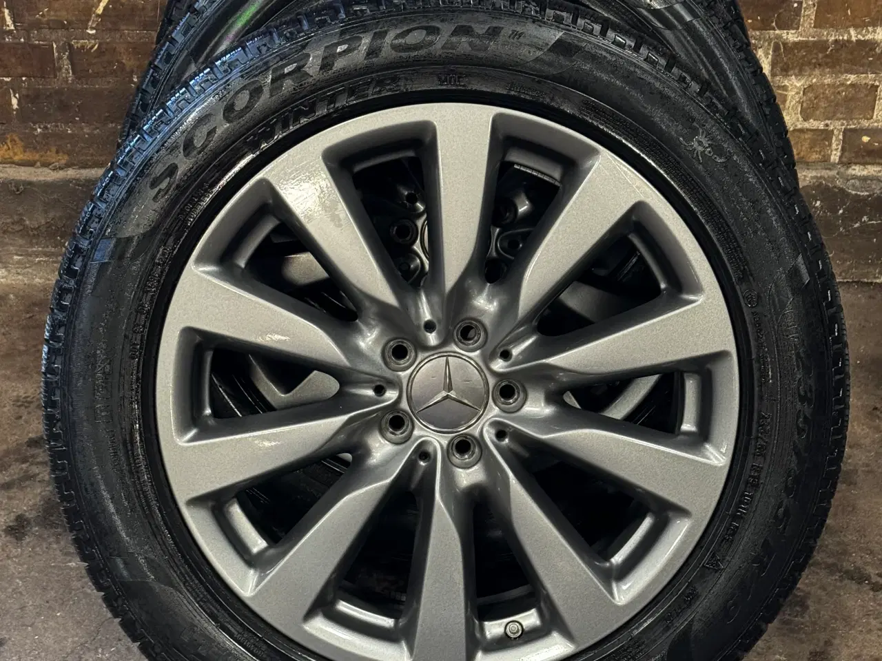 Billede 3 - 19" Originale vinterhjul til Mercedes GLC RUN FLAT