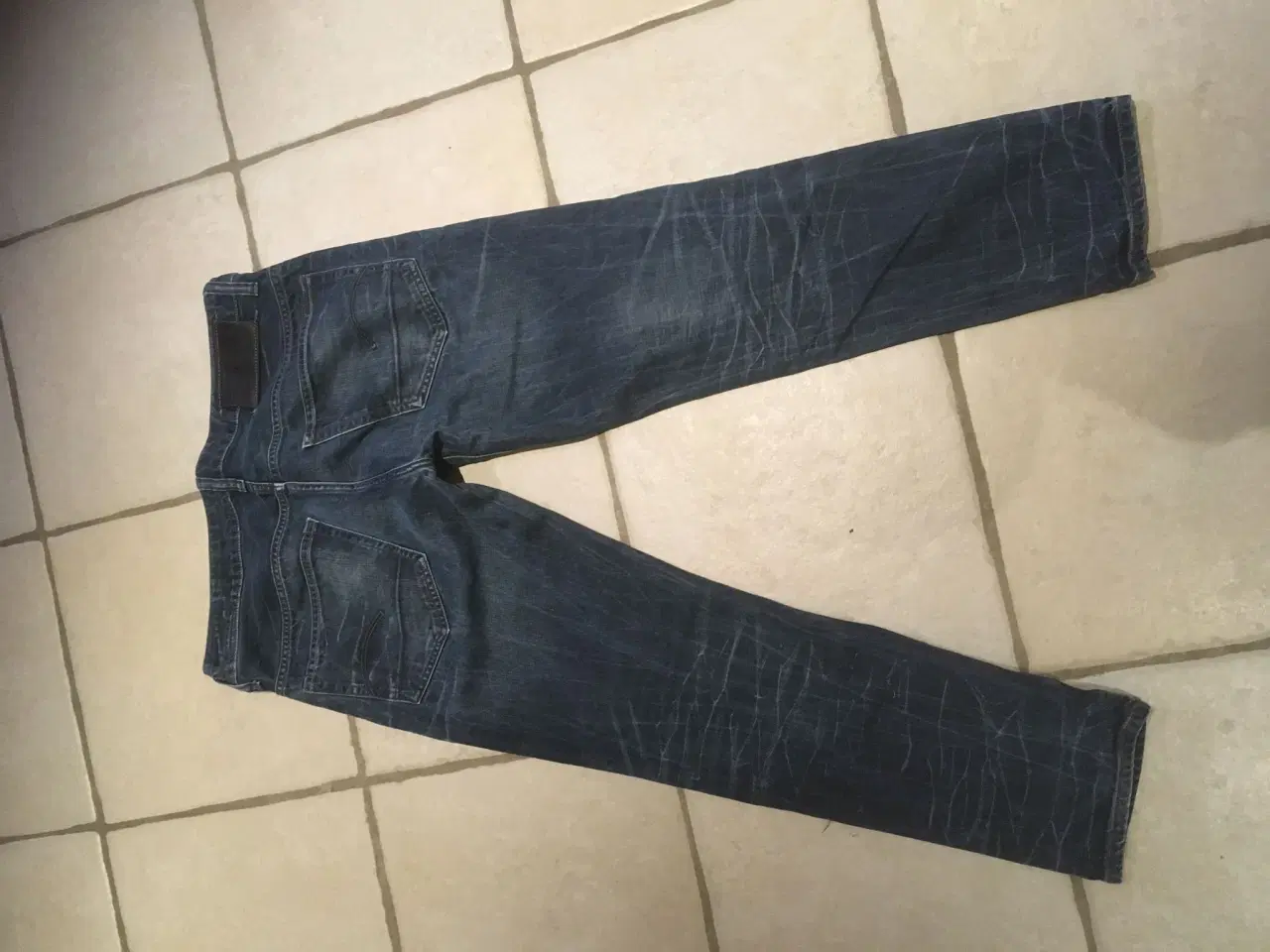 Billede 2 - Næsten nye g-Star jeans