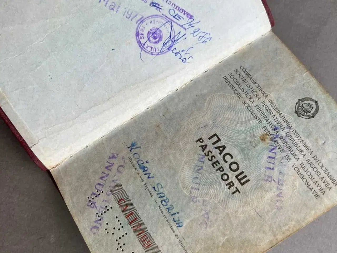 Billede 3 - Østtysk DDR Jugoslavisk Pas