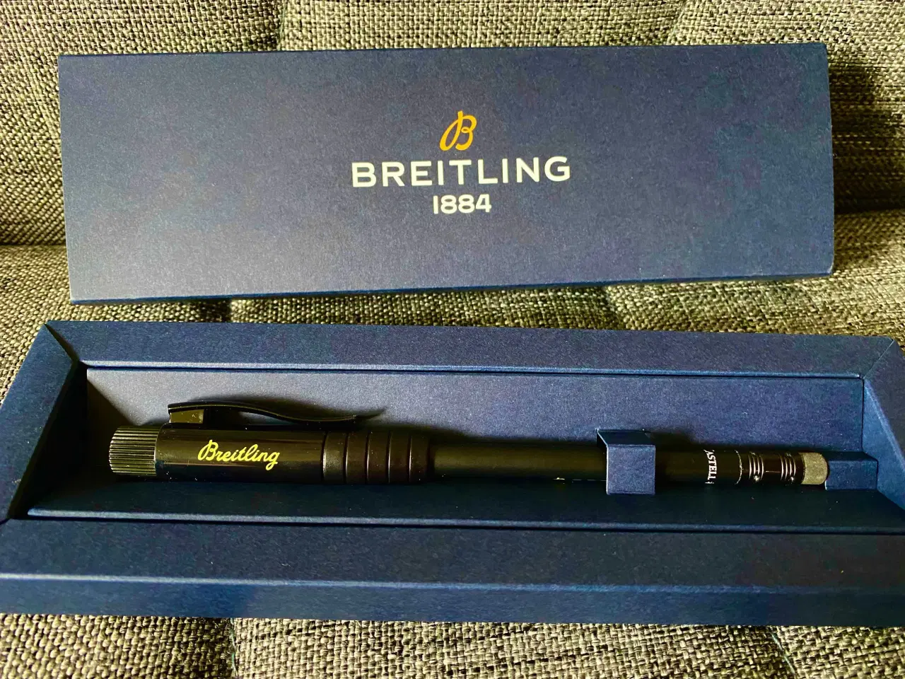 Billede 1 - Blyant med viskelæder og blyantspidser- Breitling