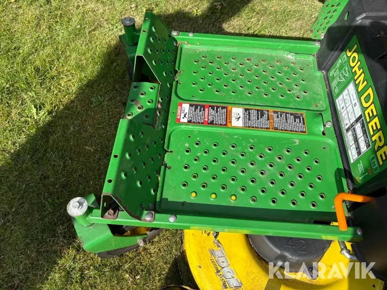 Billede 9 - Zero-turn plæneklipper John Deere Z235