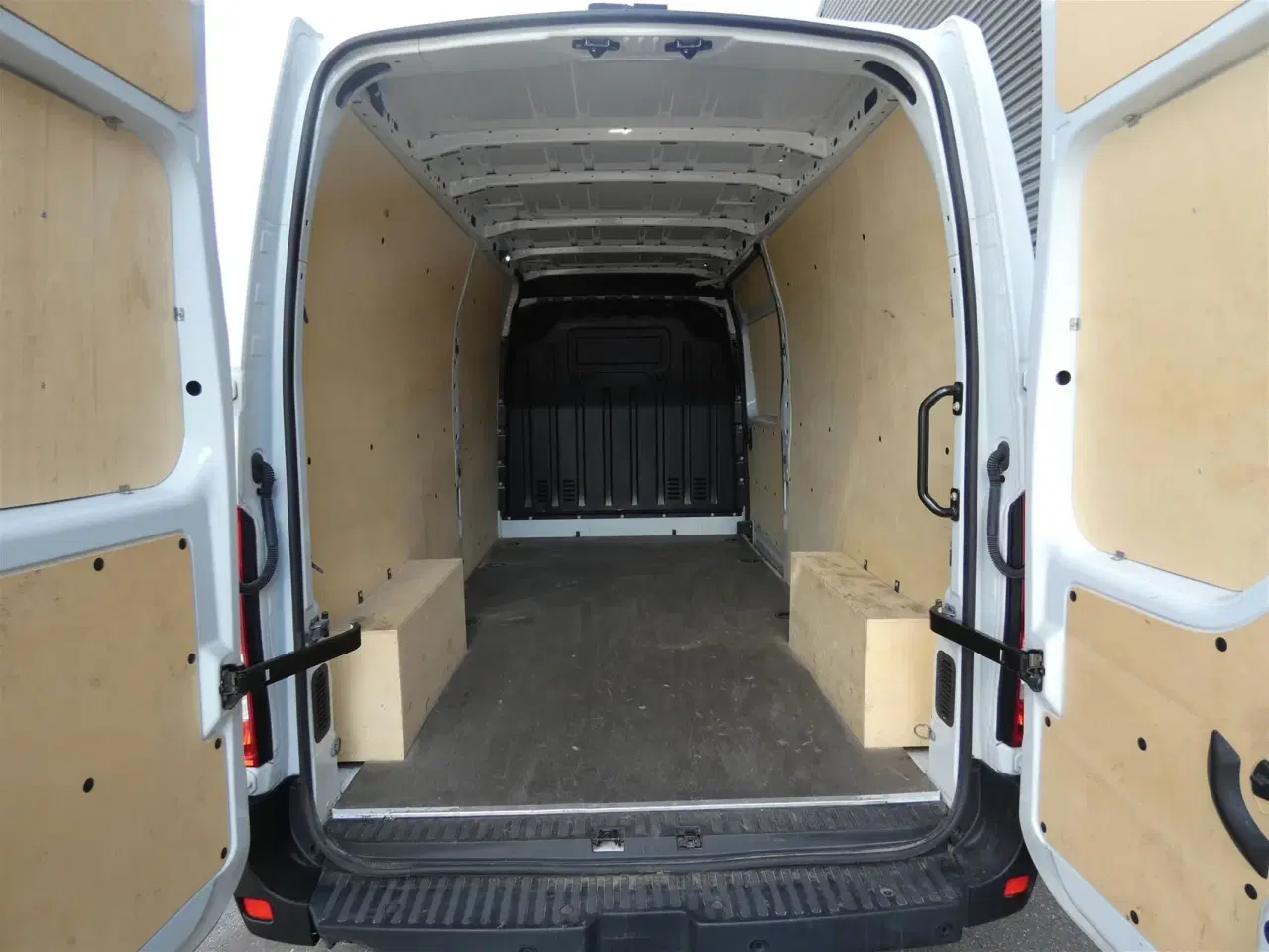 Billede 6 - Renault Master T35 L3H2 2,3 DCI 135HK Van 6g