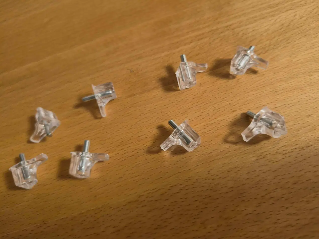 Billede 7 - Smukt vitrineskab med 4 glashylder