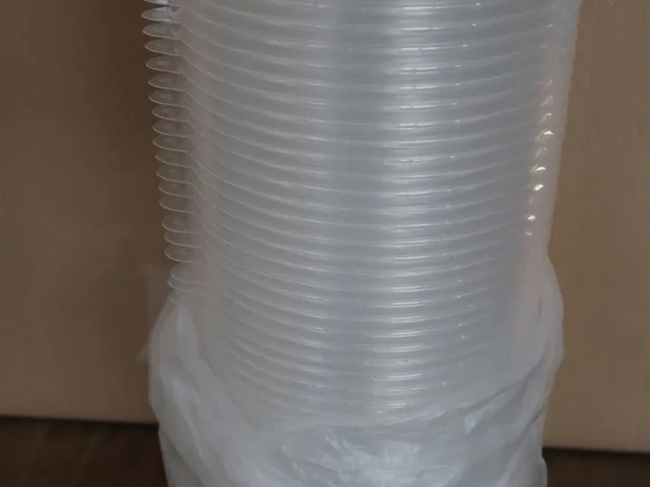 Billede 2 - 4 kasser (400 pr. stk.) Låg til  madbakker    DUNI  550 CC PP KAPAK