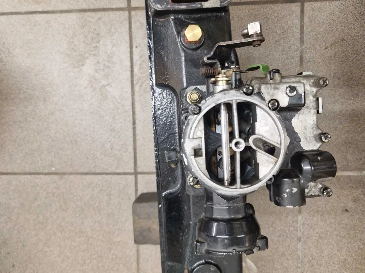 Billede 2 - Mercruiser 3.0 manifold