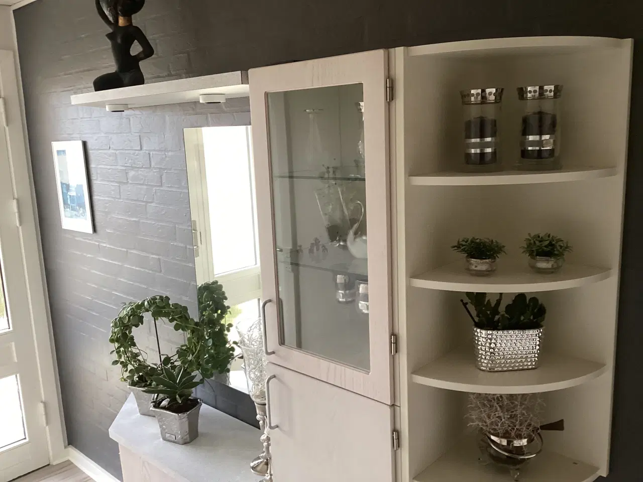 Billede 3 - Entreskab m spejl