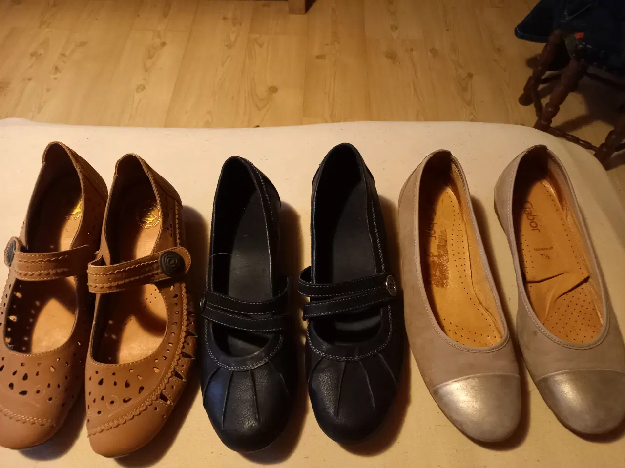 Billede 1 - Sko størrelse 42