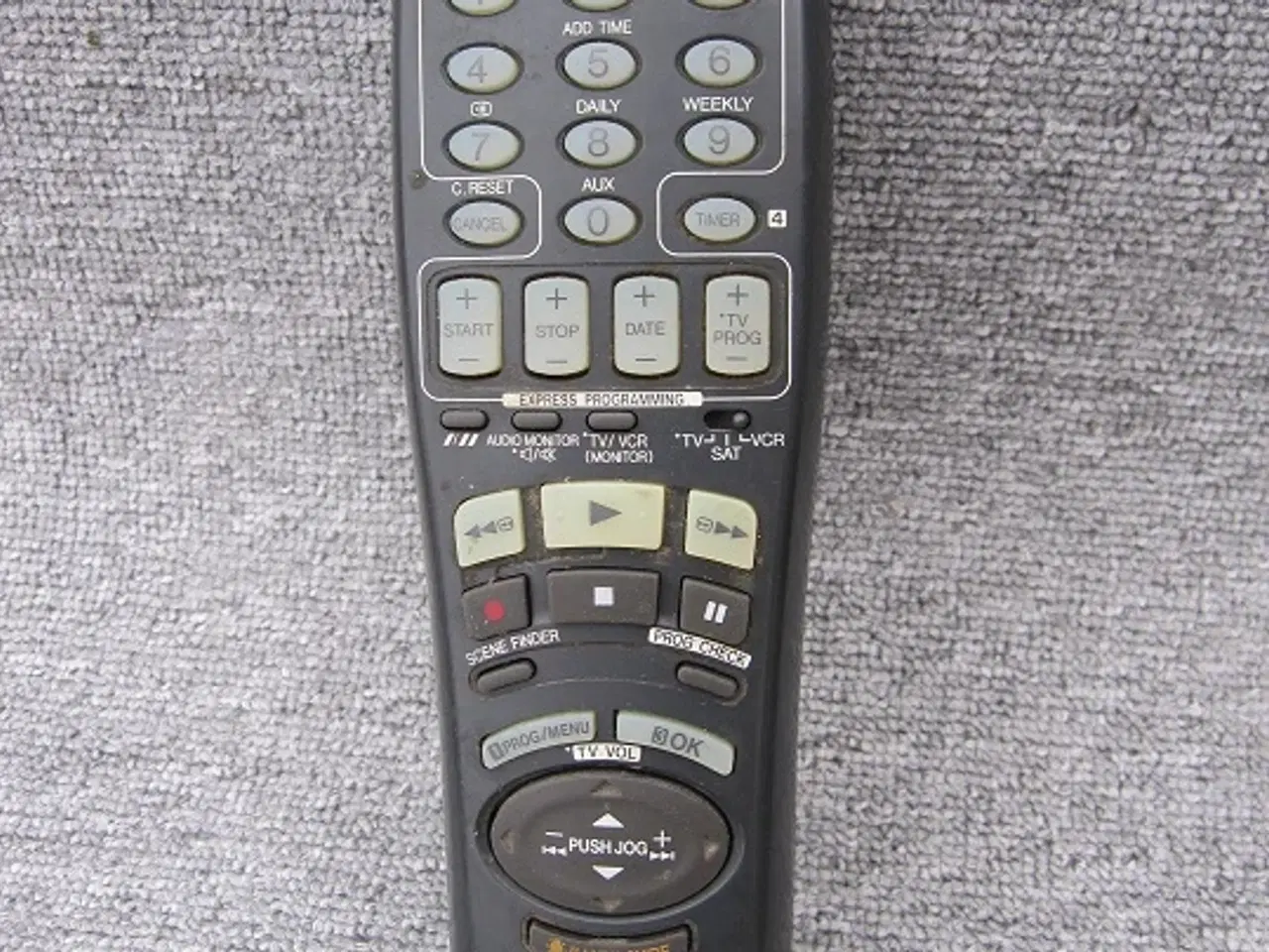 Billede 3 - VHS videomaskine, JVC, HR-J748